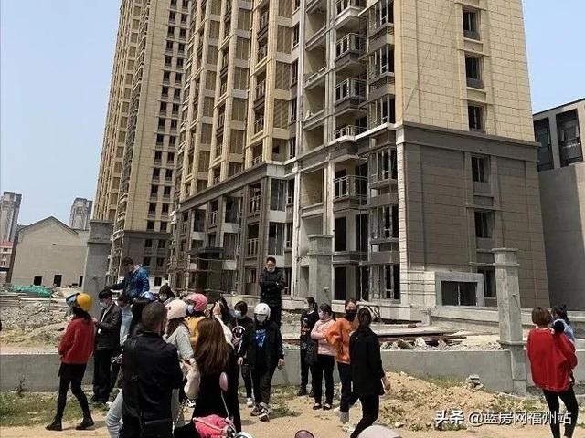 福州烂尾楼有多少（多楼盘曝停工烂尾）(2)