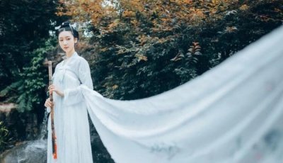 ​女人梦见捡钱好不好，当你夜晚睡觉常梦见这几种梦境