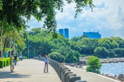 ​深圳湾公园搭建便民通道，真正实现“一出地铁就是海”