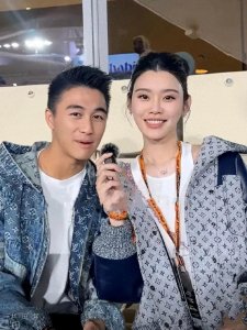 ​闪耀舞台上的超模之星—奚梦瑶