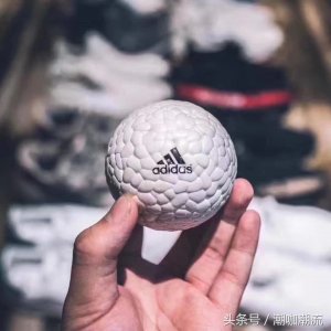 ​此骚一出，谁与争锋？解读Adidas骚爆的boost核心科技