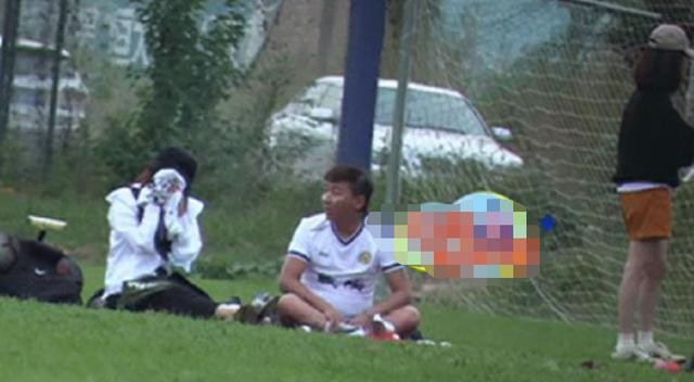 陈羽凡白百合高调复合（陈羽凡录音室玻璃影子疑似白百何）