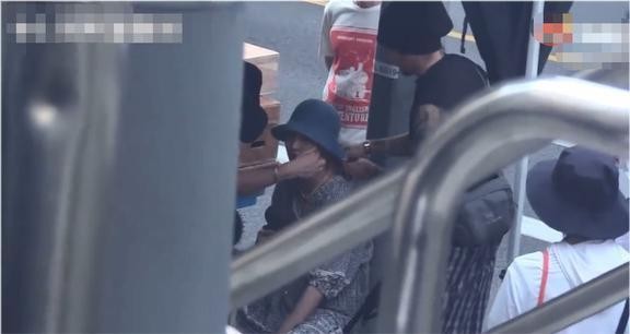 陈羽凡白百合高调复合（陈羽凡录音室玻璃影子疑似白百何）