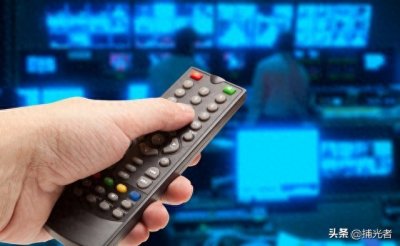 ​江苏有线创新“看电视”体验：微盒与遥控器引领家庭智能新变革