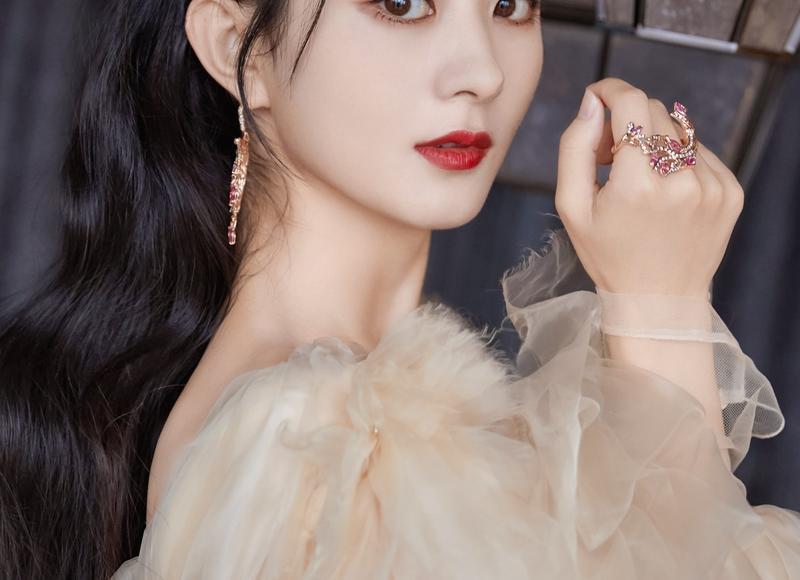 第一次谈恋爱需要注意点什么（第一次谈恋爱应该注意哪些问题）