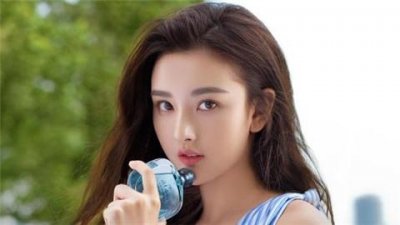 ​表白被拒绝后怎么圆场后该怎么追？