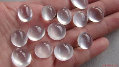 ​水沫玉是什么玉的一种 水沫玉的成分