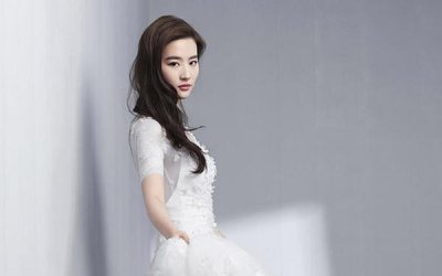 ​刘亦菲冯绍峰是什么关系 “呵呵哒”回应传闻获好友力挺