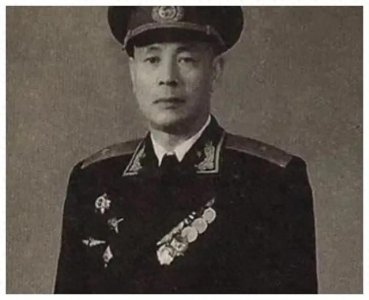 ​徐介藩：平凡出身的革命战士，少将之路的传奇篇章