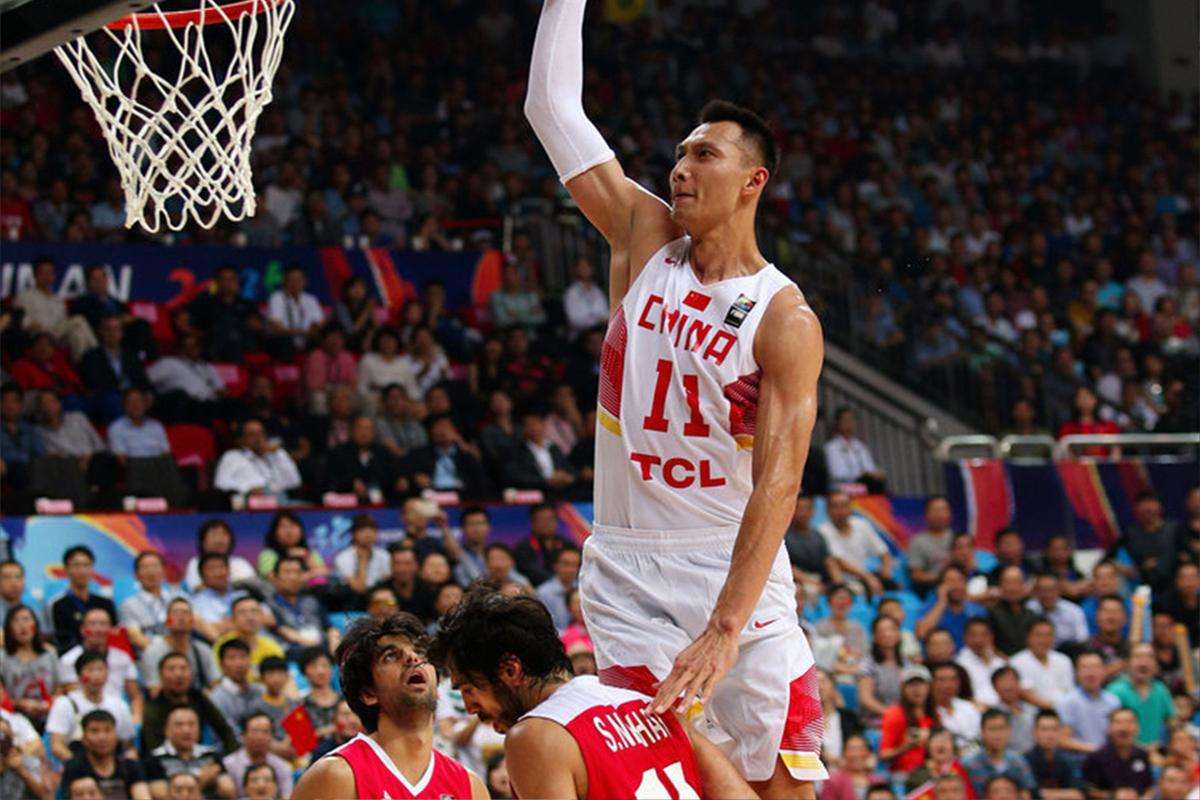 易建联个人资料简介（NBA365天365星——易建联）