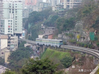 ​重庆轨道2号线最早运营的一段建成已经二十年了