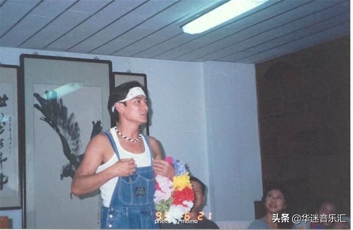 “小鲜肉”刘德华的这些珍贵老照片，80后90后有多少见过？