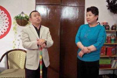 ​她是先于闫学晶的二人转皇后，曾火遍东三省，现隐退很少被提及