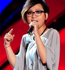 ​周笔畅整容前的照片 周笔畅情感归宿成谜