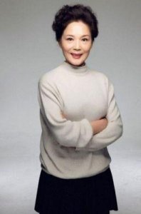 ​北电最丑女生杨青：曾被北影拒绝，如今事业与爱情双丰收