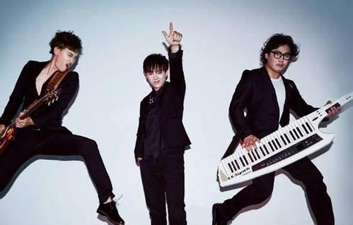 摩登兄弟宁哥刘宇宁残疾吗?宁哥结过婚吗几次结婚照前妻怎么回事