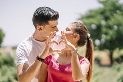 ​“发生关系”时，男人的这5个小细节，说明他爱你很深