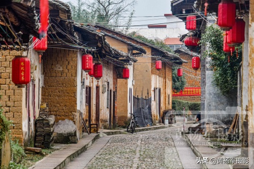 广东南雄市珠玑古巷：仅有1500米是广府183个姓氏发祥地，看咋样
