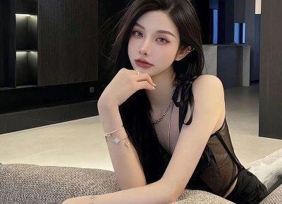 ​婆婆带娃啥也不管，天天把孩子丢房间引得儿媳不满，最后打脸了