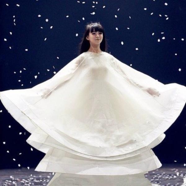 小彩旗是谁（还记得在春晚转圈的小彩旗吗？）