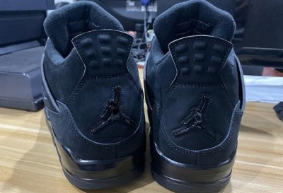 ​最fashion的AJ4来了！感受下“黑猫”这该死的魅力